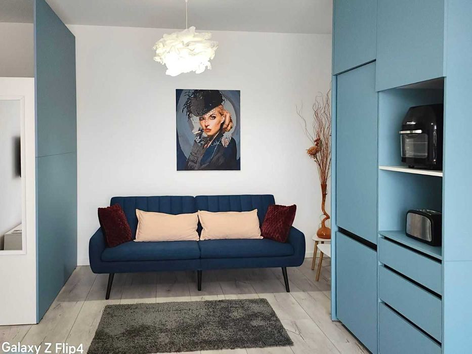 Închiriez apartament 2 camere, modern, parcare subterană, bloc nou – 52 mp