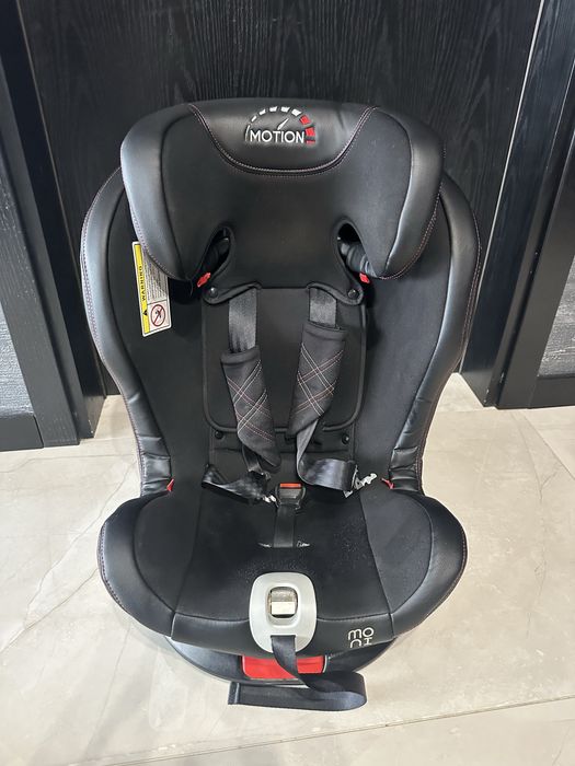 Столче за кола 0-36 кг. MOTION ISOFIX 360° ЧЕРЕН