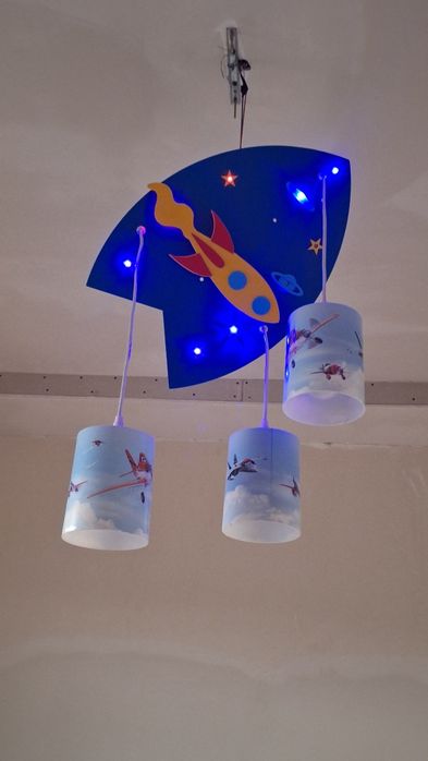 люстра бар ешбір жері сынбаған