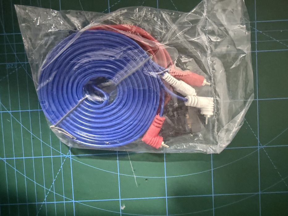 Продам премиум Сабвуфер BOS MINI