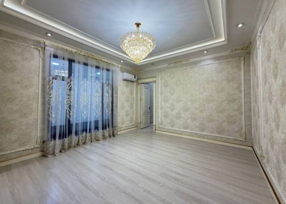 Srochno Yakkasaroy 6 xona  4 sotik uchastka ofes uchun  ijaraga berila