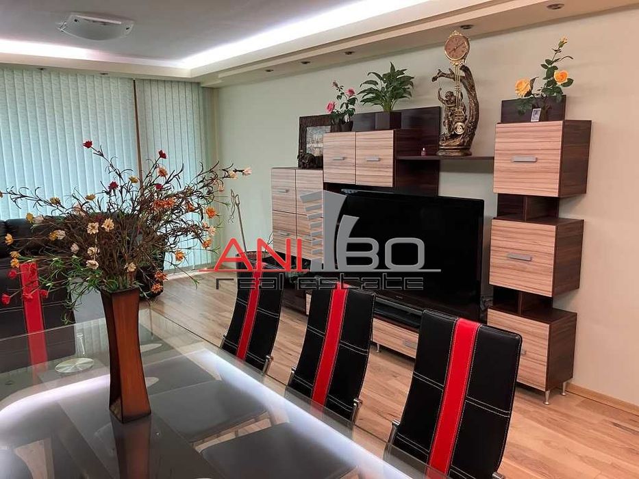 Продава се Тристаен апартамент в Варна, Базар Левски - 100 кв.м за 1515 €/кв.м - Снимка #3