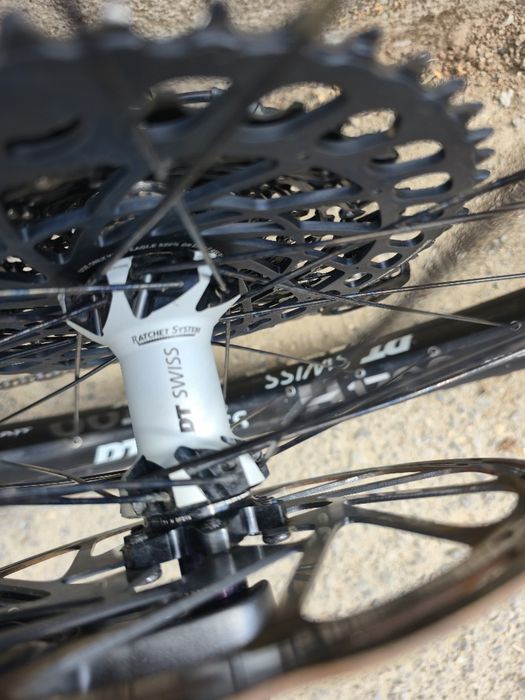 Canyon Tourque ON 9 Електрически  Ендуро Алуминиев Планински Full Fox 38 Kashima  Shimano ep8 двигател