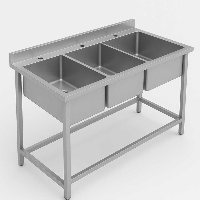 Нержавейкадан ясалган стол, мойка ва вошка ошхона жихозлари мавжуд.