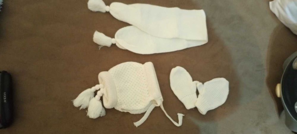 Детски зимен комплект-шапка, шал и ръкавици