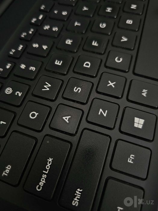 Dell 3590/Core i3 8th/4GB/512 GB