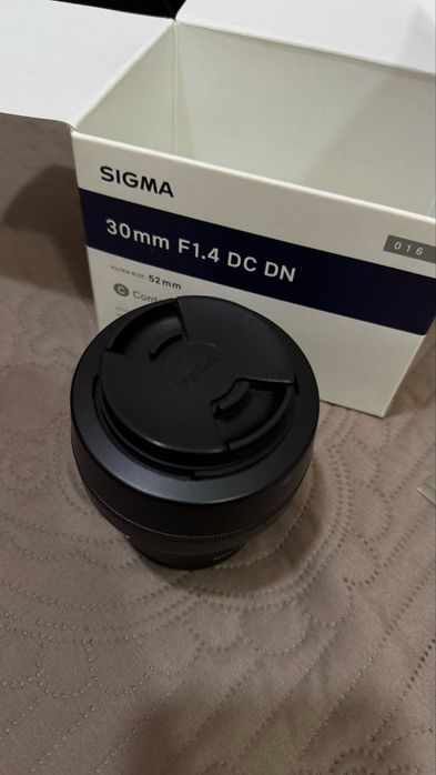 Продаю объектив Sigma 30mm F1,4 DC DN E-mount