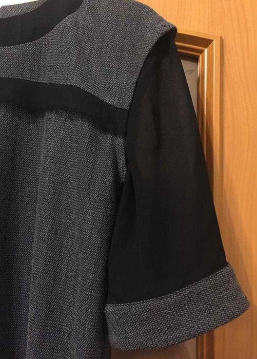 Платье серого цвета