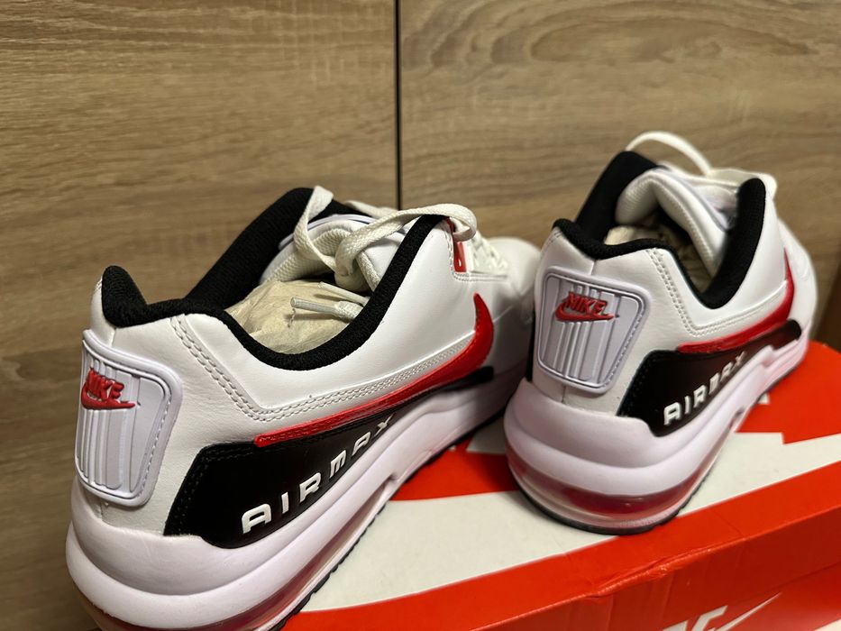 Нови Nike AIRMAX маратонки