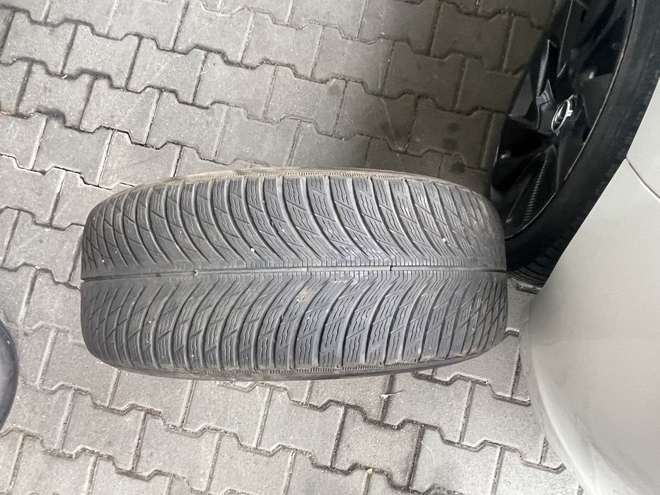 Vand anvelope de iarna Michelin Pilot Alpin 5 Runflat