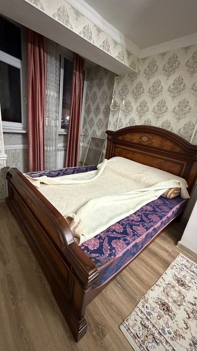 Спальный гарнитур, шкаф и кровать