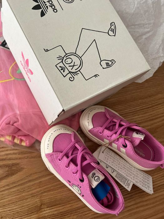 Детски маратонки за момиче adidas 22 размер