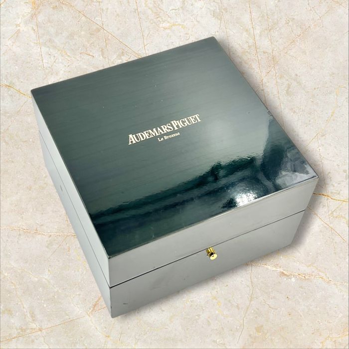 Audemars Piguet оригинална  кутия за часовник
