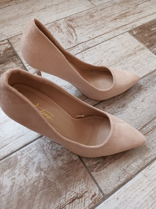 Дамски обувки  пепел от рози