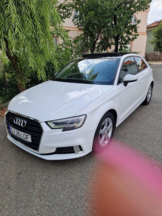 Audi A3 4x4, 184CP, 2000 diesel,Quattro, automat, trapa panoramica