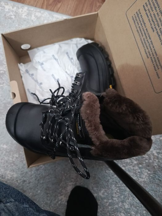 Обувь стройтельный.подошва Vibrom