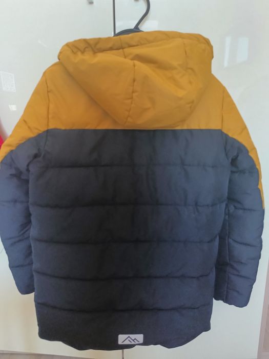 Продаю пуховик на мальчика