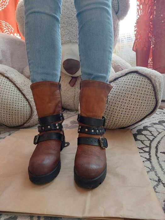 Дамски зимни ботуши от естествена кожа