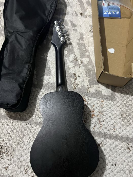 Новая професиональная укульеле