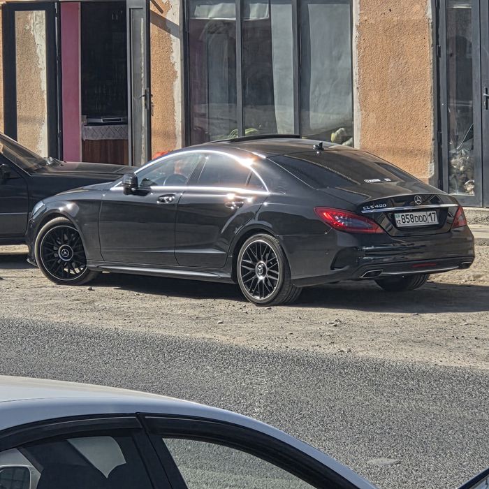 Диски Мерседес Бенз разнаширокый