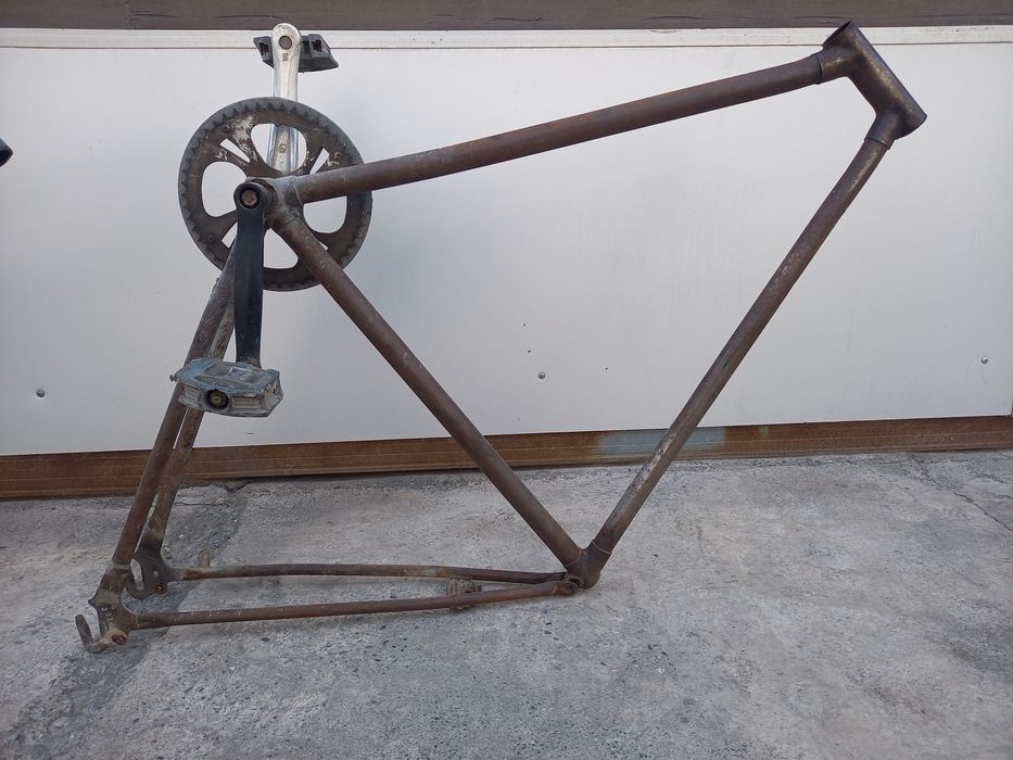 Велосипед рамалари сотилади