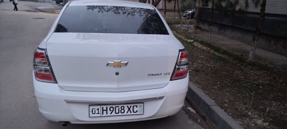 свой Кобалт продаю