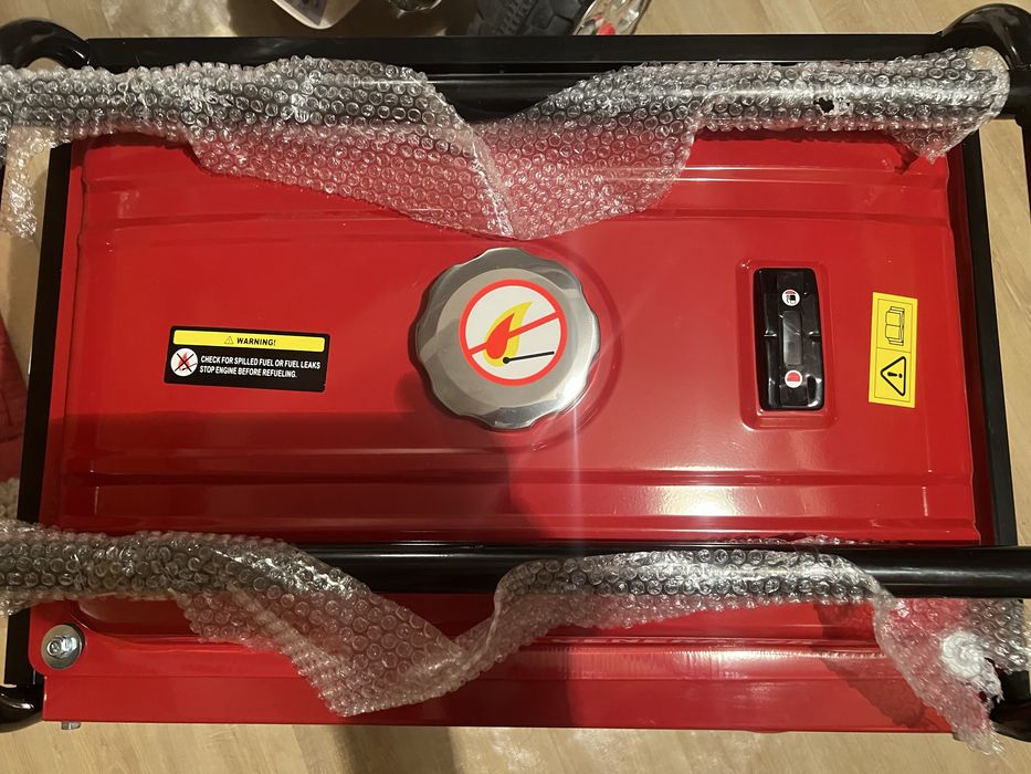 Бензинов трифазен генератор HONDA ECMT 7000,