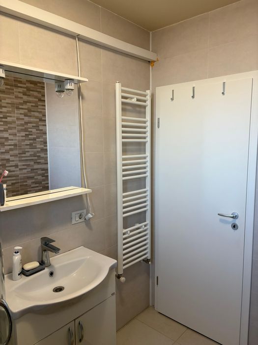 Proprietar,vând apartament
