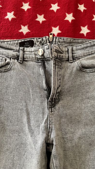 Джинсы с замком