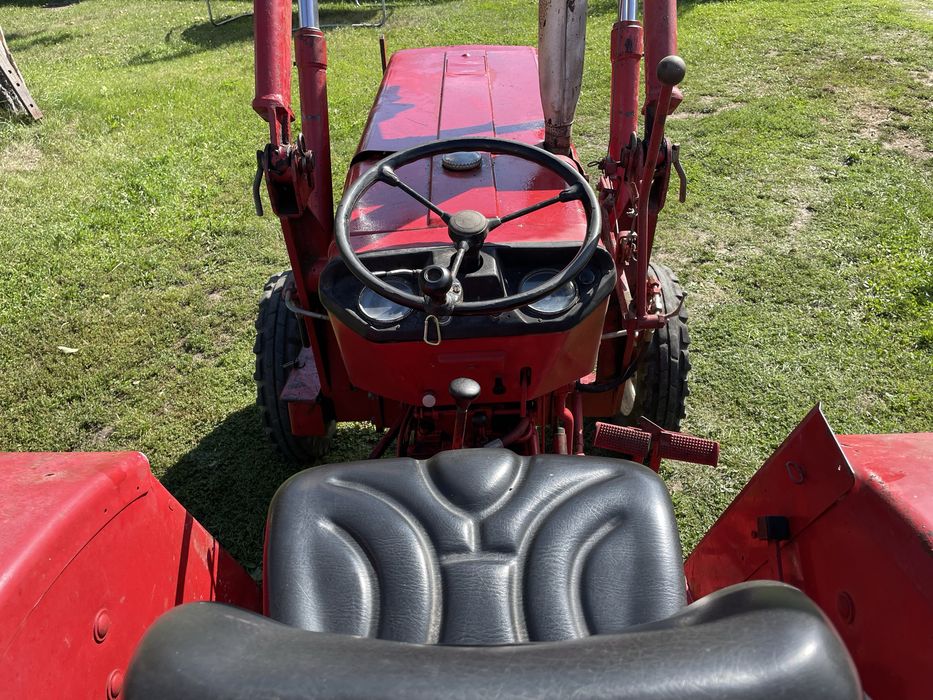 International IHC 423 încărcător frontal