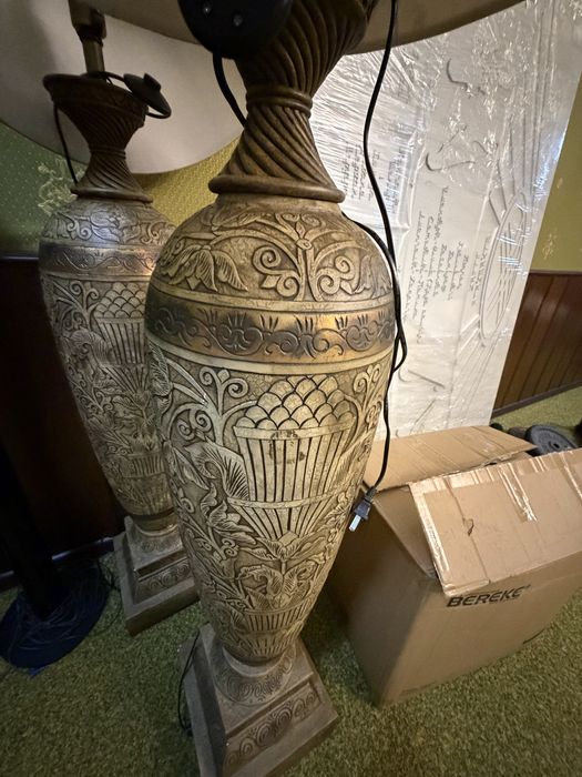 Светильник напольный