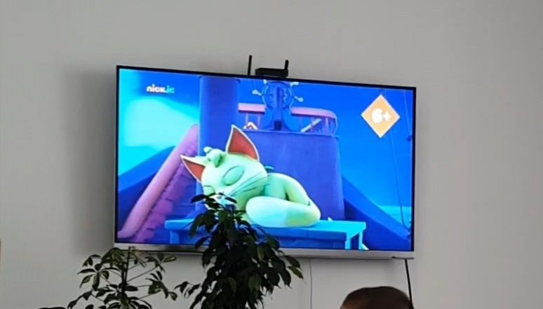 телевизор LG 42`