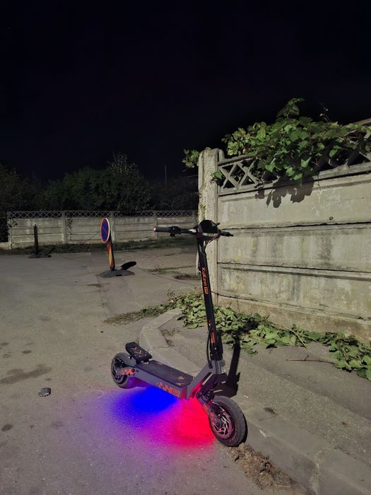 Vând Kukirin G2 2025 în stare IMPECABILĂ