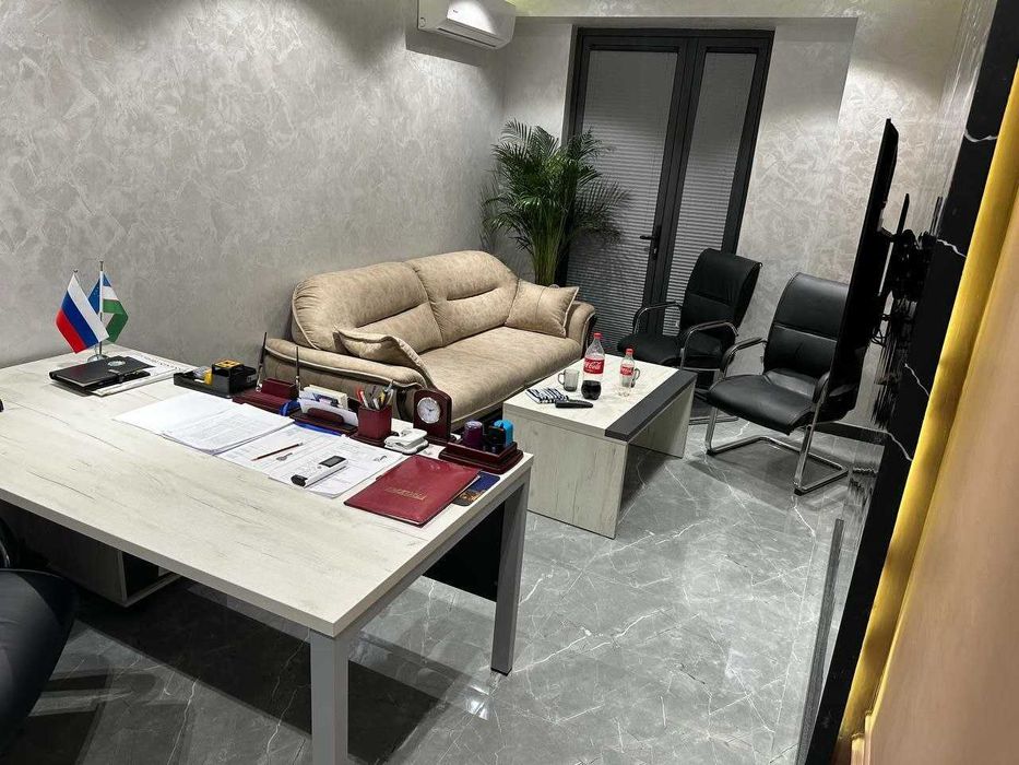 Сдается в аренду офис 100м2.  Ориентир: Ц-1 Эко парк