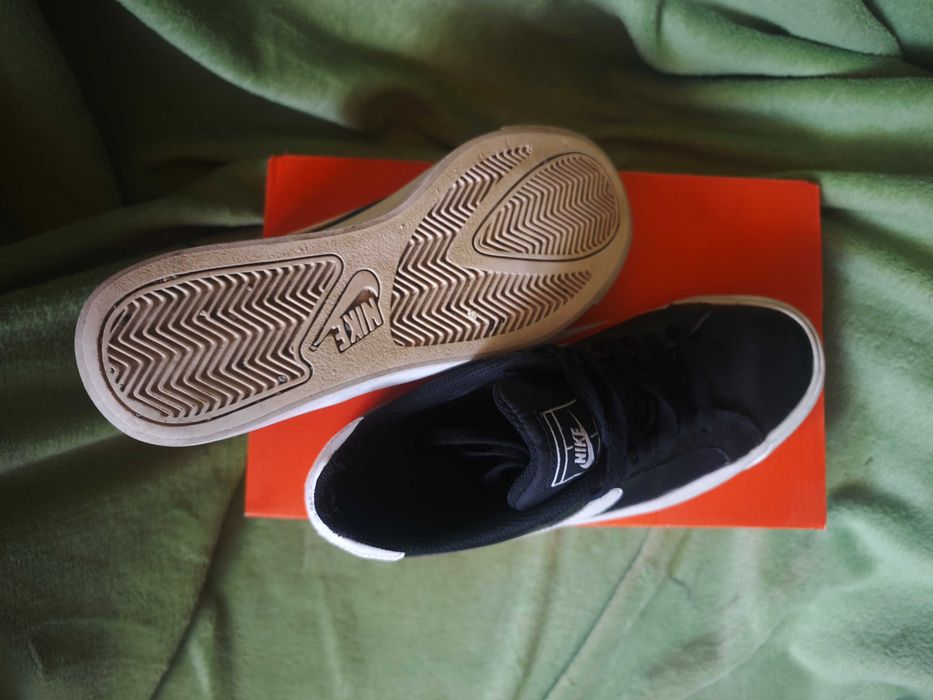 Nike Court Royale 2 – дамски кецове 37.5,  запазени