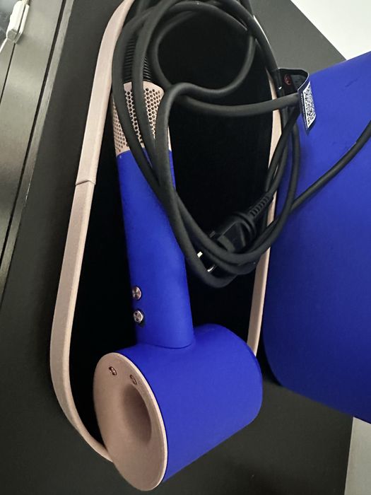 Uscator de par Dyson Supersonic