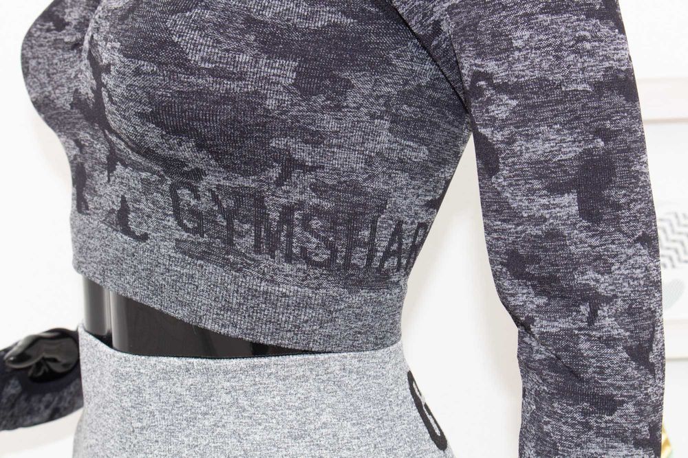 Gymshark комплект клин сив висока талия + кроп топ сиво-черен XS/S