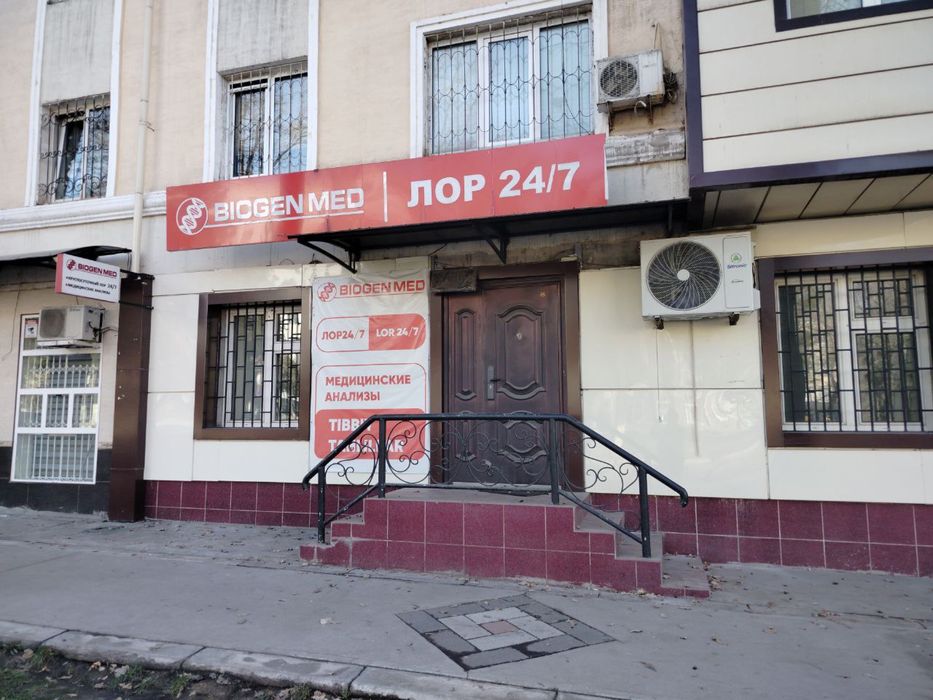 Тарговый Центр Чиланзар под Офис магазин 4/1/4 105м2