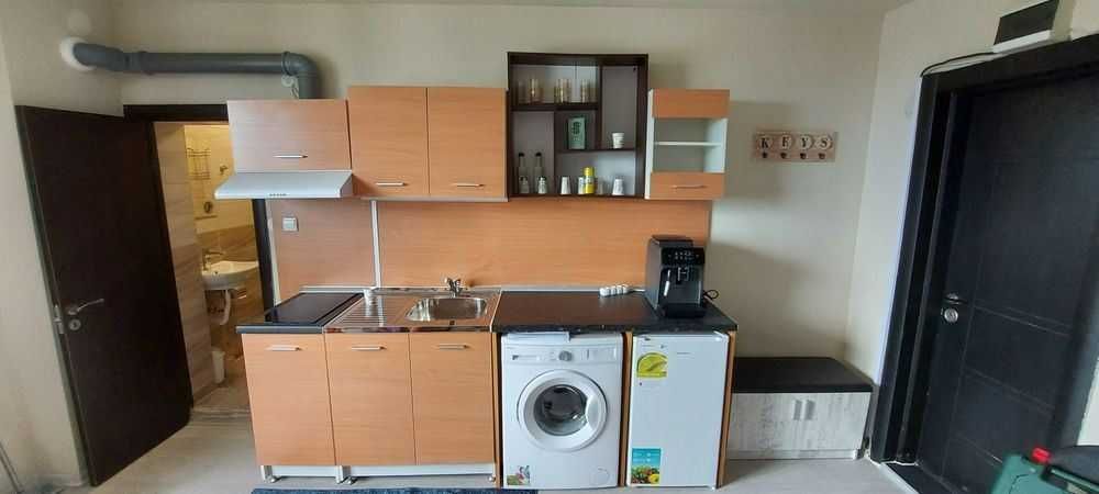 Дава се под наем Едностаен апартамент в София, Банишора - 30 кв.м за 357 € - Снимка #1