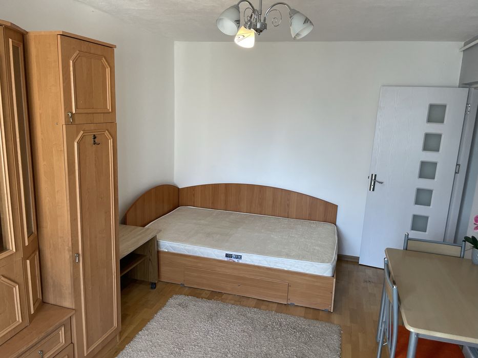 Inchiriez garsoniera bl Milea Sibiu zona OMV
