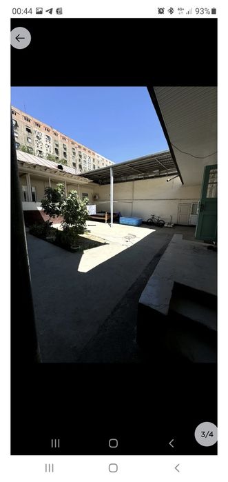 Taqachi mahallada 4 sotix 10 xonali uy