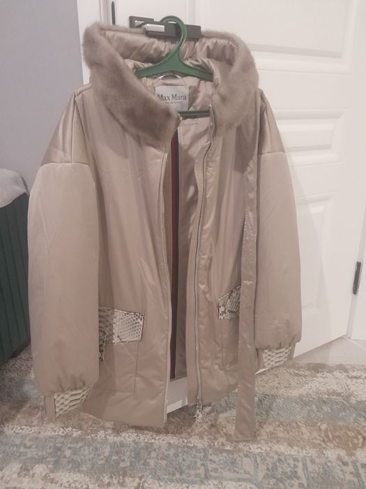 Продается верхный одежда