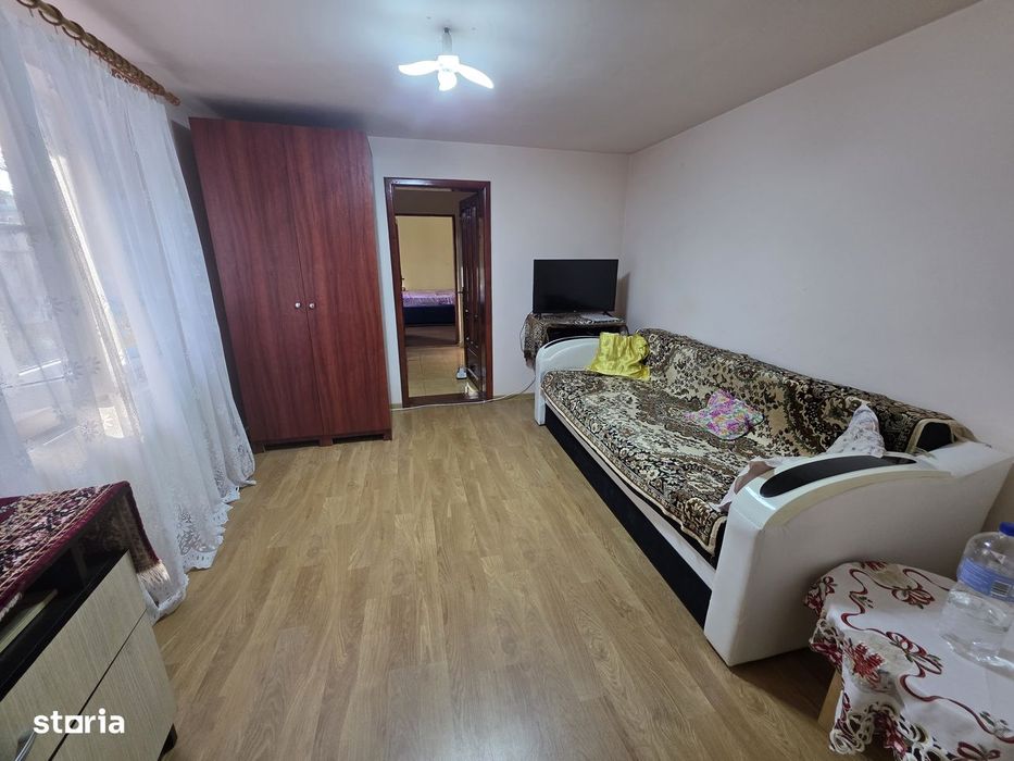 Casa zona Islaz  , sup 239 mp