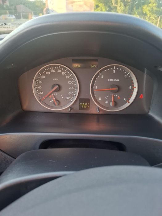 Vand  volvo v50 an 2007 motor 1.6 diesel perfect functional acte la zi fiscal