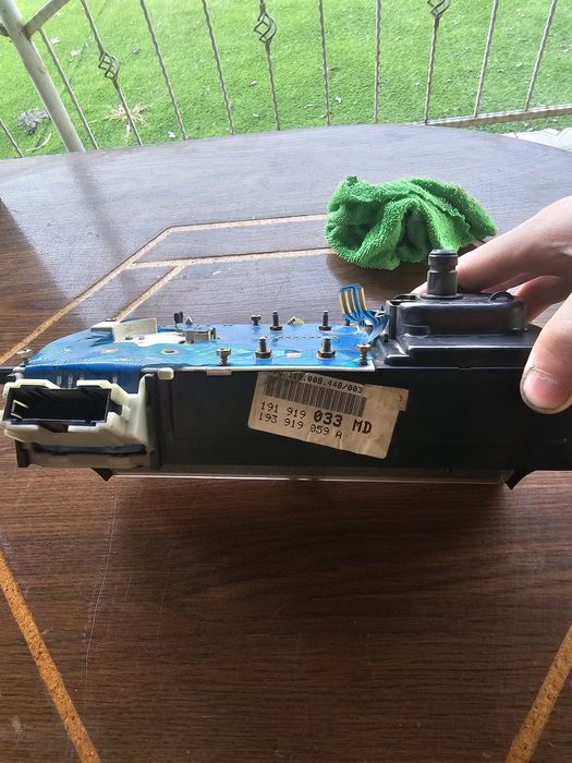 Щиток приборов гольф 2