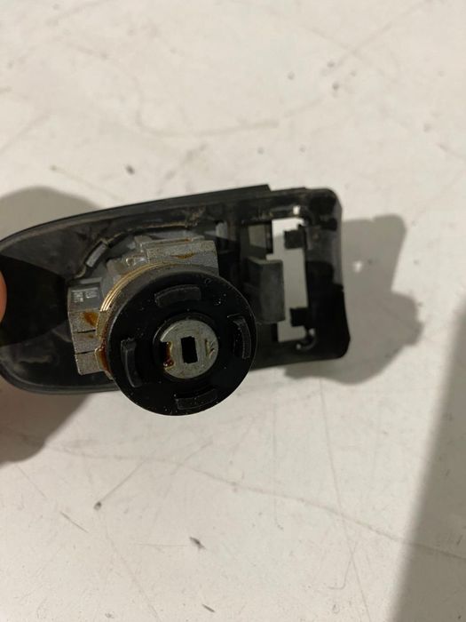 Capac maner inchidere usa stanga fata Volvo S60 V60 V40 31276147 31276333