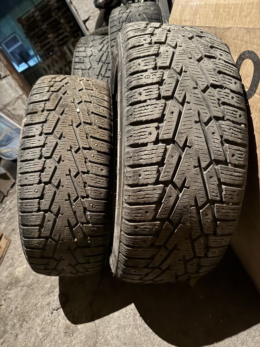 Зимни шины на r17