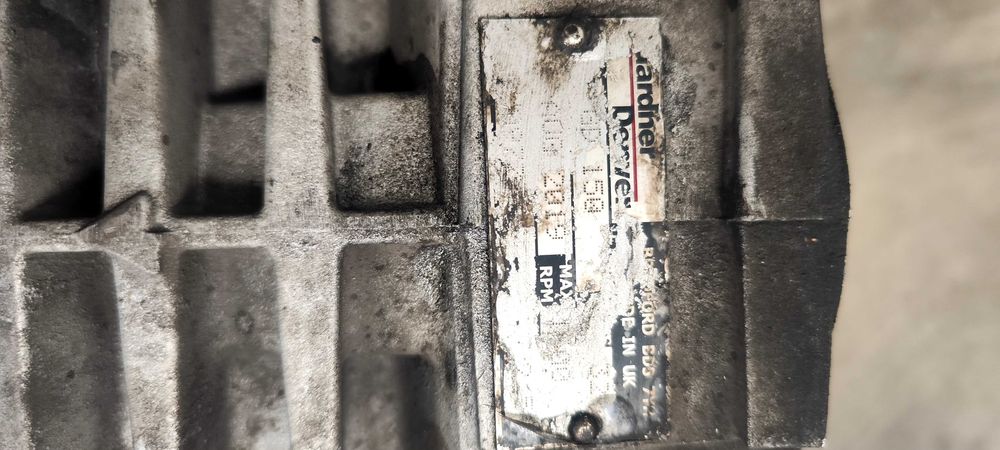 Помпи за въздушно разтоварване на камион