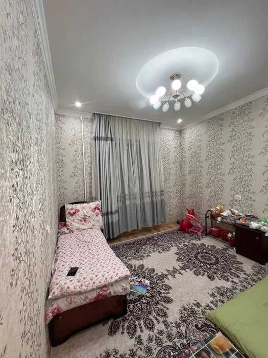 Юнусабад 19кв 4/4/5 Евроремонт