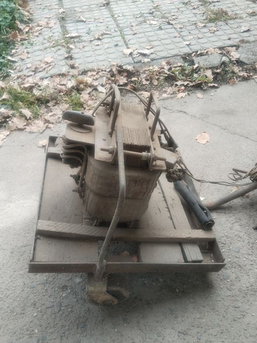 Продам сварочный аппарат.